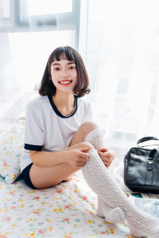 娇妻女警张腿迎合交换视频